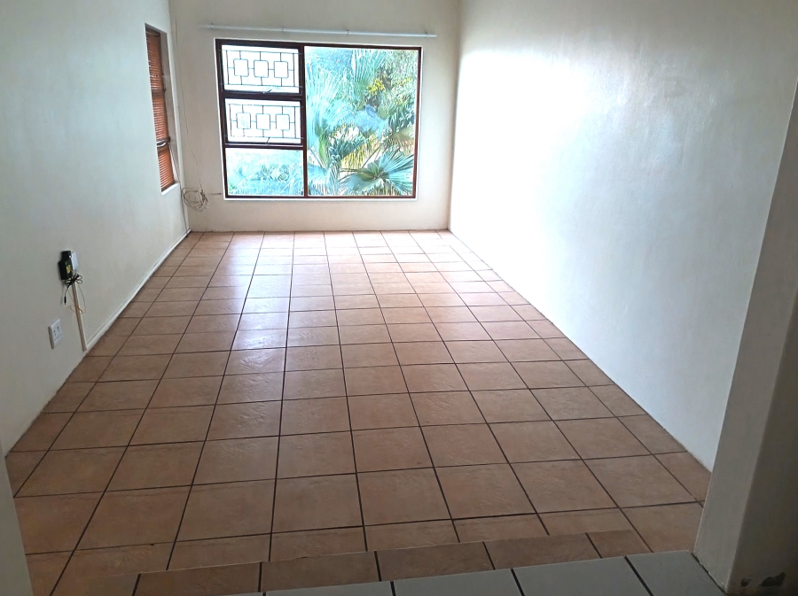 To Let 1 Bedroom Property for Rent in Van Riebeeck Hoogte Eastern Cape